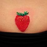 фото тату клубника 10.04.2019 №136 - strawberry tattoo - tattoo-photo.ru