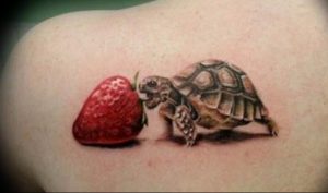 фото тату клубника 10.04.2019 №150 - strawberry tattoo - tattoo-photo.ru
