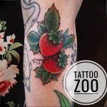 фото тату клубника 10.04.2019 №184 - strawberry tattoo - tattoo-photo.ru