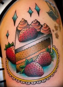 фото тату клубника 10.04.2019 №244 - strawberry tattoo - tattoo-photo.ru