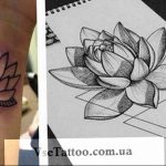 фото тату кувшинка 30.04.2019 №066 - tattoo waterlily - tattoo-photo.ru