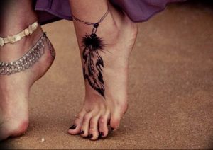 фото тату на ноге оберег 03.04.2019 №003 - leg tattoo charm - tattoo-photo.ru