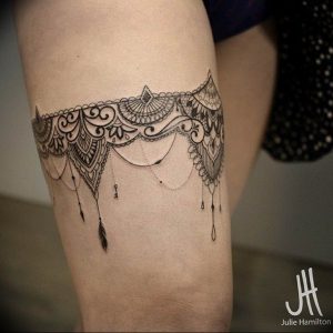 фото тату на ноге оберег 03.04.2019 №005 - leg tattoo charm - tattoo-photo.ru