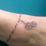 фото тату на ноге оберег 03.04.2019 №019 - leg tattoo charm - tattoo-photo.ru