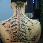 фото тату спина биомеханика 06.04.2019 №014 - tattoo back biomechanics - tattoo-photo.ru