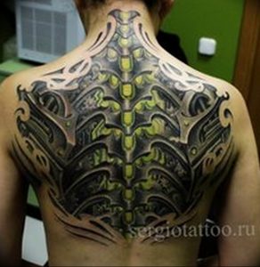 фото тату спина биомеханика 06.04.2019 №022 - tattoo back biomechanics - tattoo-photo.ru