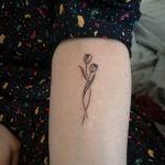 фото тату тюльпан 06.04.2019 №065 - tattoo tulip - tattoo-photo.ru