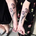 фото тату тюльпан 06.04.2019 №075 - tattoo tulip - tattoo-photo.ru