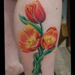 фото тату тюльпан 06.04.2019 №081 - tattoo tulip - tattoo-photo.ru