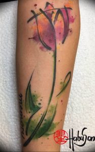 фото тату тюльпан 06.04.2019 №087 - tattoo tulip - tattoo-photo.ru