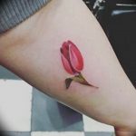 фото тату тюльпан идея рисунка 06.04.2019 №008 - tulip tattoo - tattoo-photo.ru