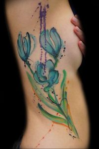фото тату тюльпан идея рисунка 06.04.2019 №026 - tulip tattoo - tattoo-photo.ru