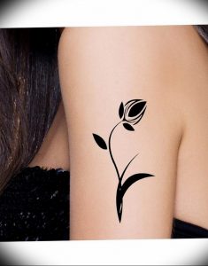фото черный тюльпан тату 06.04.2019 №008 - black tulip tattoo - tattoo-photo.ru