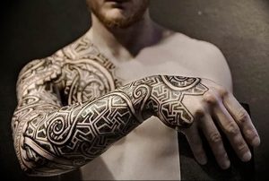 Фото интересный тату рисунок 2019 24.05.2019 №124 - interesting tattoo - tattoo-photo.ru