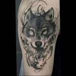 Фото тату волк 20.05.2019 №011 - photo tattoo wolf - tattoo-photo.ru