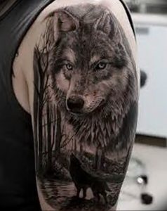 Фото тату волк 20.05.2019 №141 - photo tattoo wolf - tattoo-photo.ru