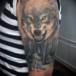 Фото тату волк 20.05.2019 №142 - photo tattoo wolf - tattoo-photo.ru