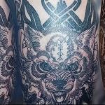 Фото тату волк 20.05.2019 №316 - photo tattoo wolf - tattoo-photo.ru