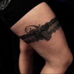 Фото тату подвязка для чулков 20.05.2019 №043 - photo tattoo garter - tattoo-photo.ru