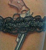Фото тату подвязка для чулков 20.05.2019 №052 — photo tattoo garter — tattoo-photo.ru