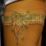 Фото тату подвязка для чулков 20.05.2019 №366 - photo tattoo garter - tattoo-photo.ru