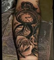 Фото тату часы 20.05.2019 №039 — photo tattoo watch — tattoo-photo.ru