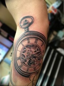Фото тату часы 20.05.2019 №441 - photo tattoo watch - tattoo-photo.ru