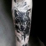 Фото тату волк 20.05.2019 №007 - photo tattoo wolf - tattoo-photo.ru