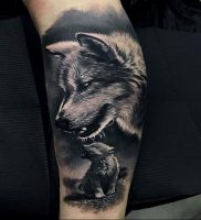 Фото тату волк 20.05.2019 №038 — photo tattoo wolf — tattoo-photo.ru