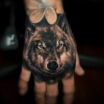 Фото тату волк 20.05.2019 №043 - photo tattoo wolf - tattoo-photo.ru