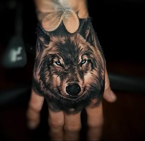 Фото тату волк 20.05.2019 №043 - photo tattoo wolf - tattoo-photo.ru