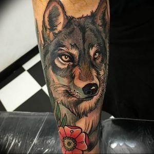 Фото тату волк 20.05.2019 №086 - photo tattoo wolf - tattoo-photo.ru