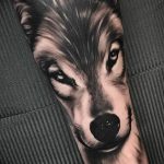Фото тату волк 20.05.2019 №120 - photo tattoo wolf - tattoo-photo.ru