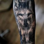 Фото тату волк 20.05.2019 №135 - photo tattoo wolf - tattoo-photo.ru