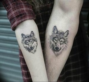 Фото тату волк 20.05.2019 №159 - photo tattoo wolf - tattoo-photo.ru