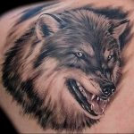 Фото тату волк 20.05.2019 №188 - photo tattoo wolf - tattoo-photo.ru