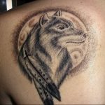 Фото тату волк 20.05.2019 №218 - photo tattoo wolf - tattoo-photo.ru