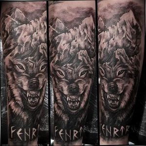 Фото тату волк 20.05.2019 №307 - photo tattoo wolf - tattoo-photo.ru