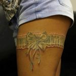 Фото тату подвязка для чулков 20.05.2019 №064 - photo tattoo garter - tattoo-photo.ru