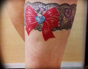 Фото тату подвязка для чулков 20.05.2019 №102 - photo tattoo garter - tattoo-photo.ru