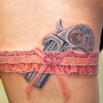 Фото тату подвязка для чулков 20.05.2019 №124 - photo tattoo garter - tattoo-photo.ru