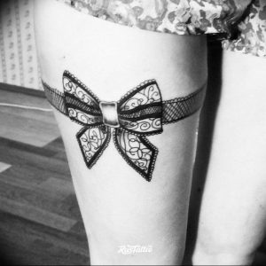 Фото тату подвязка для чулков 20.05.2019 №146 - photo tattoo garter - tattoo-photo.ru