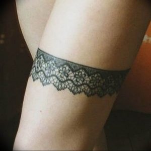 Фото тату подвязка для чулков 20.05.2019 №149 - photo tattoo garter - tattoo-photo.ru