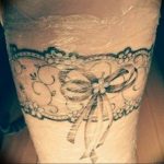 Фото тату подвязка для чулков 20.05.2019 №188 - photo tattoo garter - tattoo-photo.ru