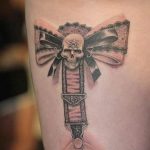 Фото тату подвязка для чулков 20.05.2019 №242 - photo tattoo garter - tattoo-photo.ru