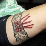 Фото тату подвязка для чулков 20.05.2019 №244 - photo tattoo garter - tattoo-photo.ru