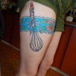 Фото тату подвязка для чулков 20.05.2019 №319 - photo tattoo garter - tattoo-photo.ru