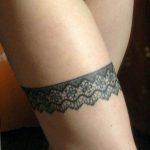 Фото тату подвязка для чулков 20.05.2019 №326 - photo tattoo garter - tattoo-photo.ru