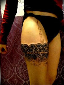 Фото тату подвязка для чулков 20.05.2019 №338 - photo tattoo garter - tattoo-photo.ru