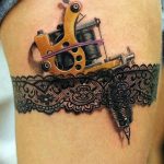 Фото тату подвязка для чулков 20.05.2019 №341 - photo tattoo garter - tattoo-photo.ru